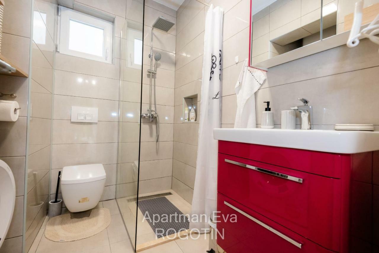 Apartman Eva Rogotin Exterior photo
